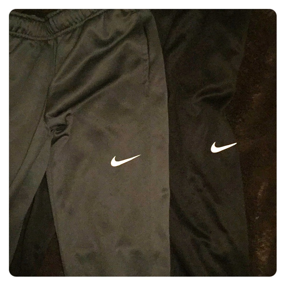 2 Nike pants